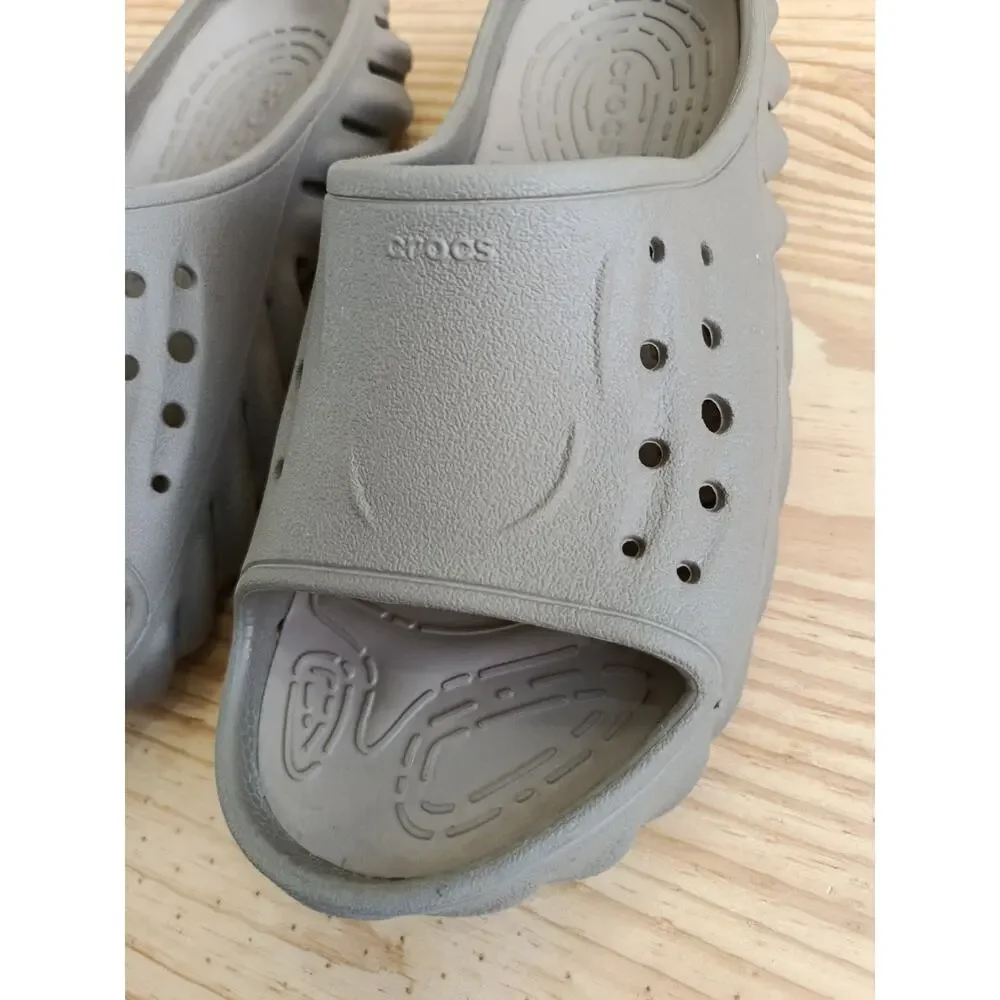 Crocs Echo Slide Sandals Unisex Size M6 W8 Beige Lightweight Comfort Pre-Owned